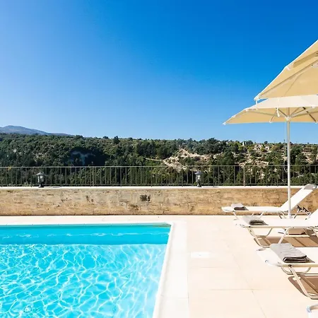 Ilys Home, A Country-chic Retreat With Pool & Bbq, By Thinkvilla Villa *